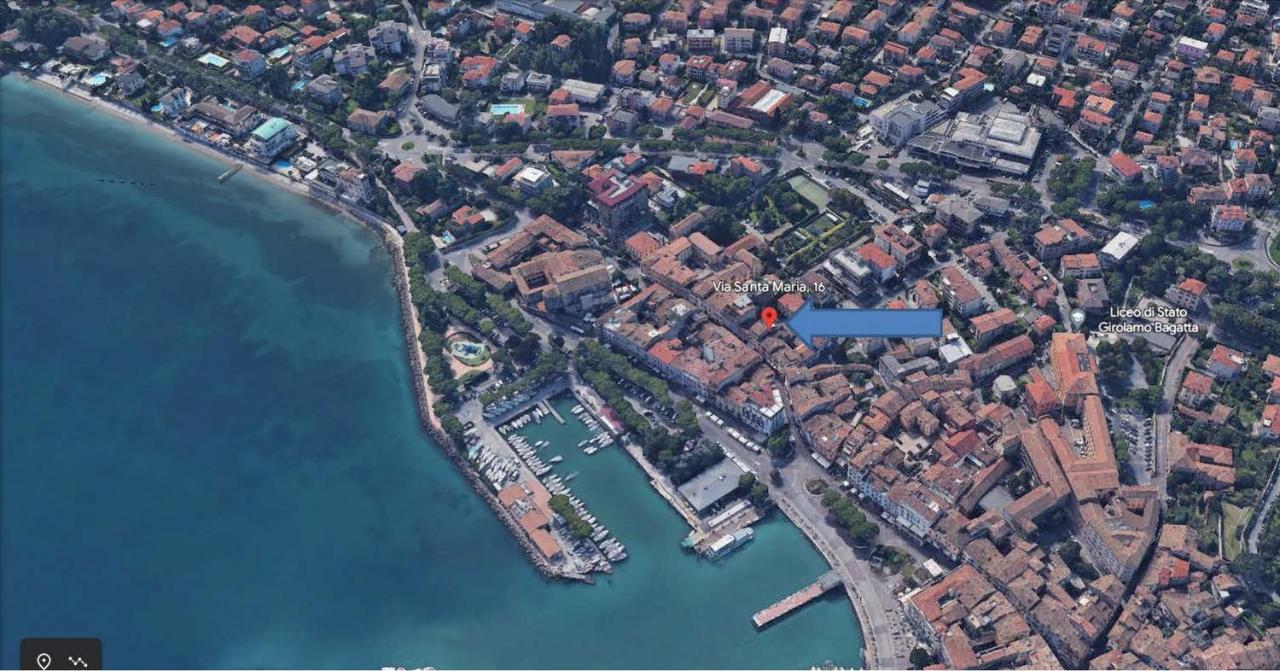 Desenzanoloft Blue Lake Star Lägenhet Desenzano del Garda Exteriör bild